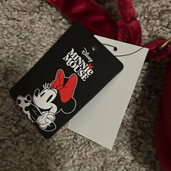 Disney Red Quilted velvet Crossbody Bag with Gold Bow Bag Charm - Picture 4 of 8